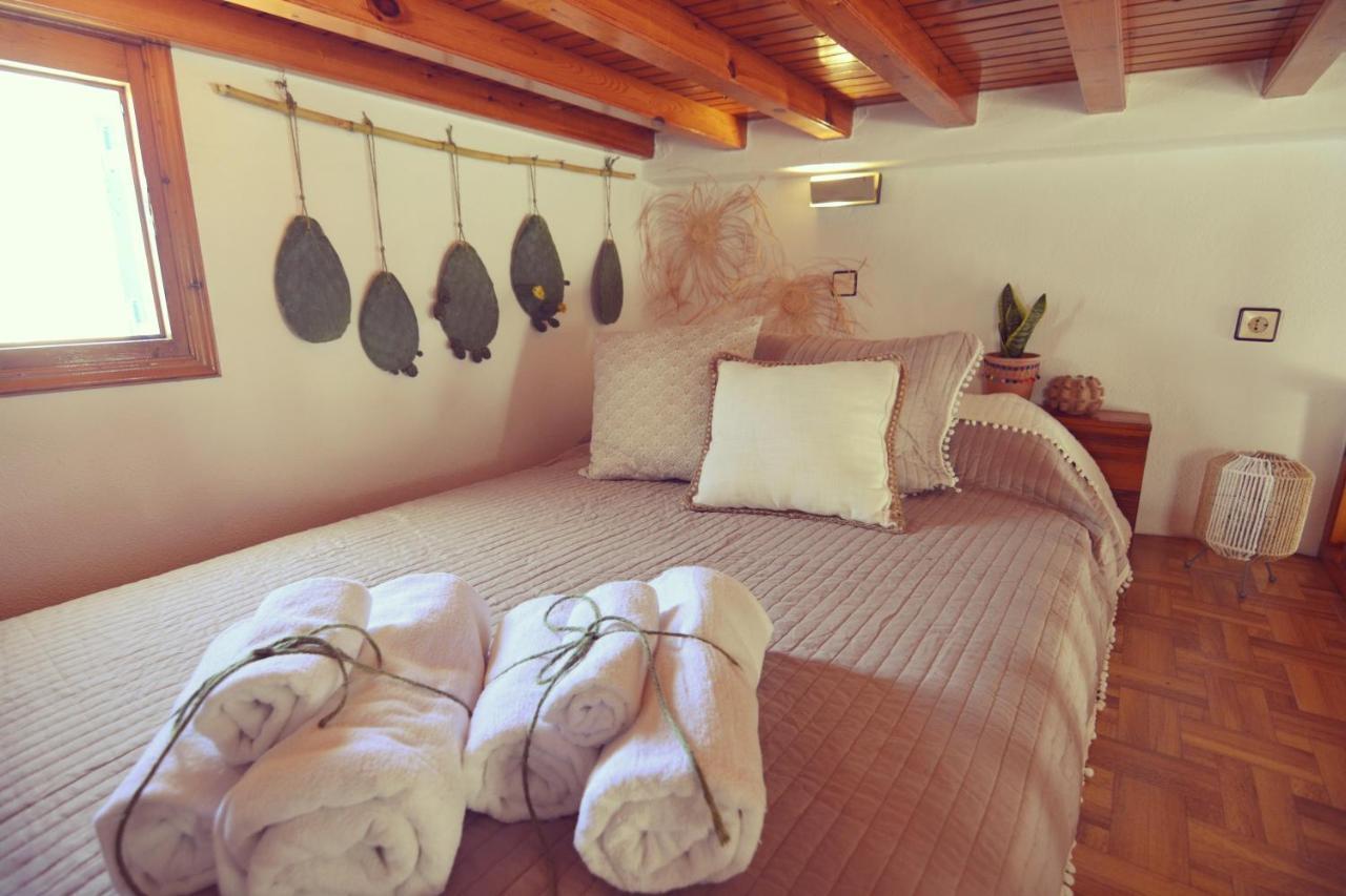 Bright & Relaxing Loft With Attic In The Heart Of Mykonos Daire Mykonos Town